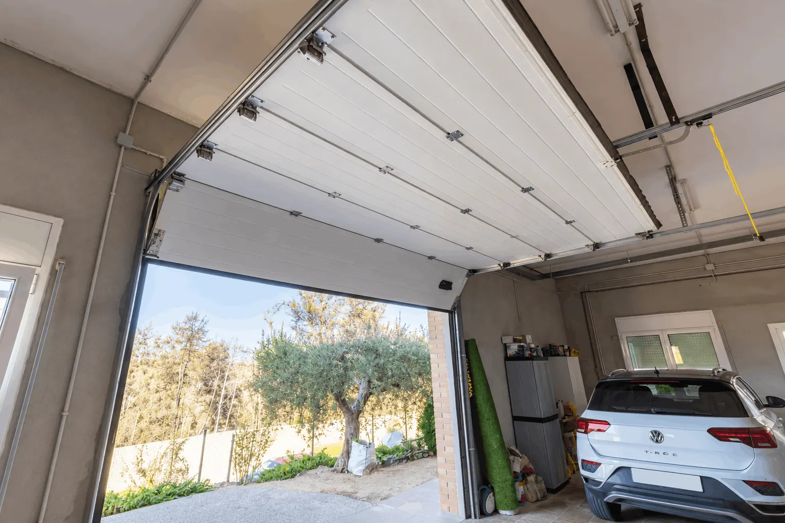 Imatge de Exclusiva Casa Unifamiliar de Somni: Confort, Natura i Piscina Privada
