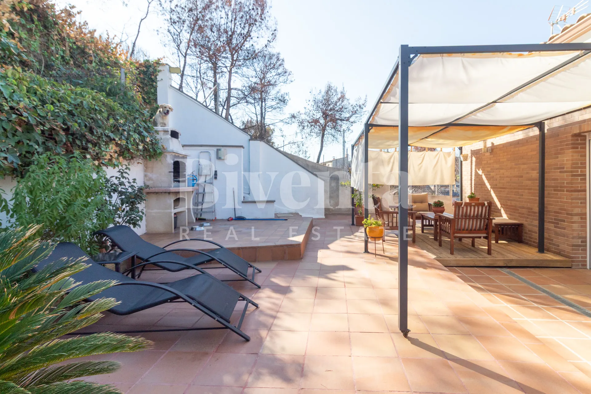 Imatge de Exclusiva Casa Unifamiliar de Somni: Confort, Natura i Piscina Privada
