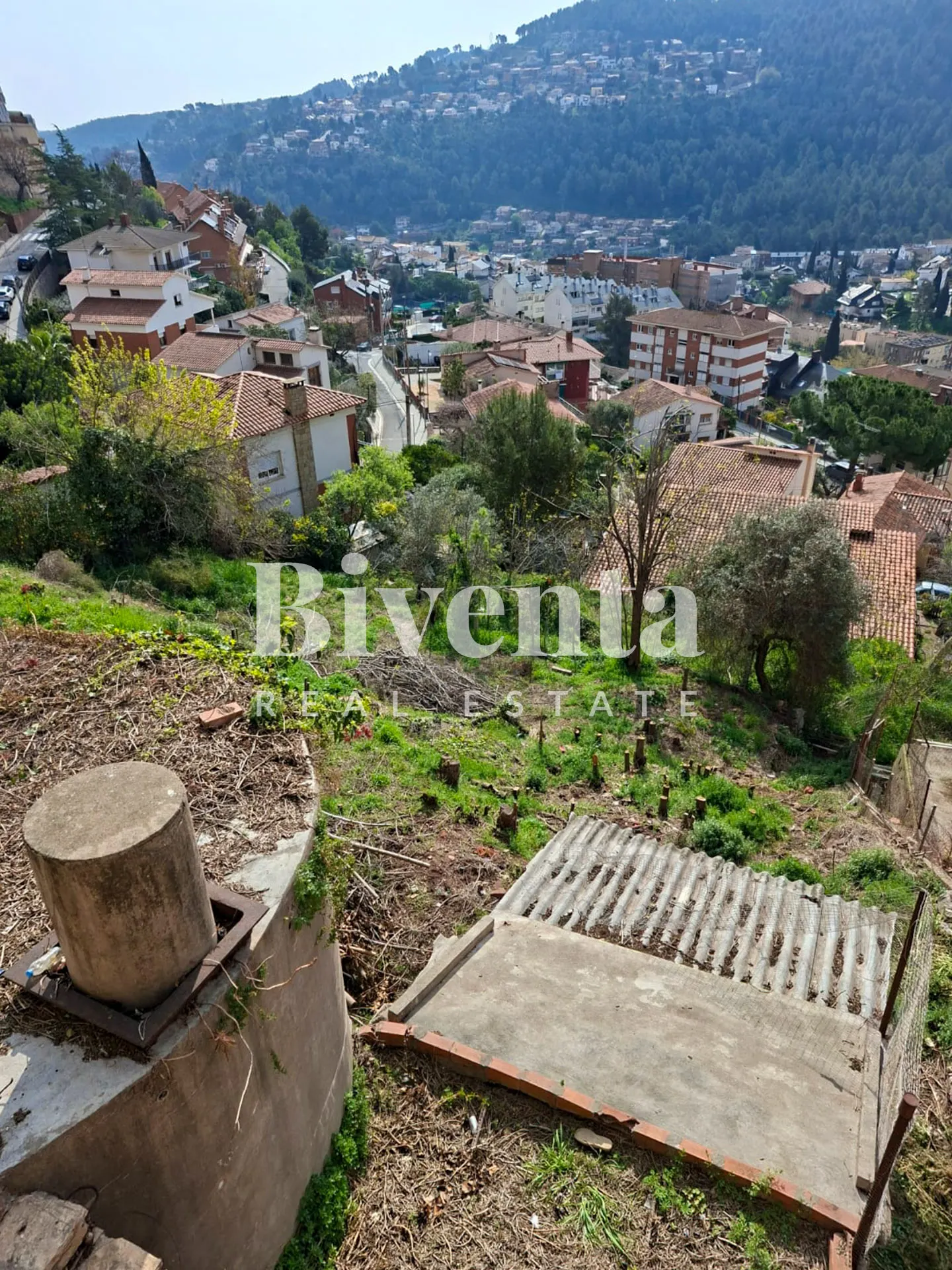 ¡Vistas infinitas en el corazón de Corbera! Solar urbano para la casa de tus sueños